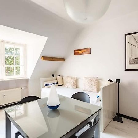 Le Capucin - Petit Duplex Avec Place De Parking Dinard Eksteriør bilde