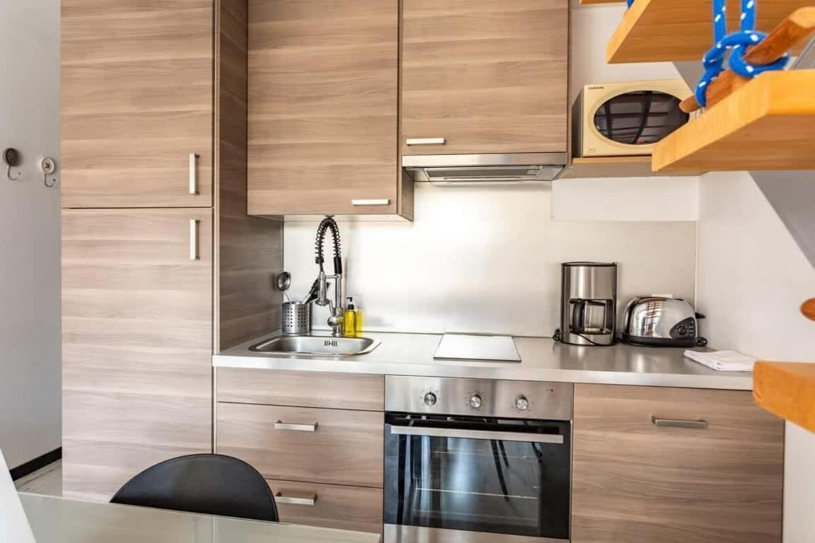 Le Capucin - Petit Duplex Avec Place De Parking Dinard Eksteriør bilde