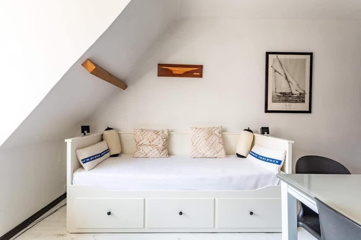 Le Capucin - Petit Duplex Avec Place De Parking Dinard Eksteriør bilde