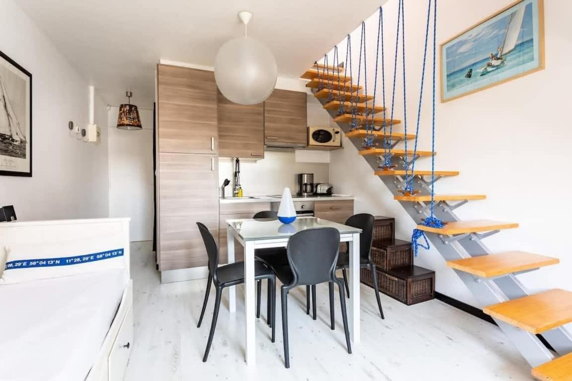 Le Capucin - Petit Duplex Avec Place De Parking Dinard Eksteriør bilde